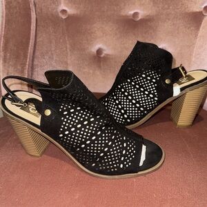 DV by Dolce Vita Black Eyelet Wooden Stacked Heels